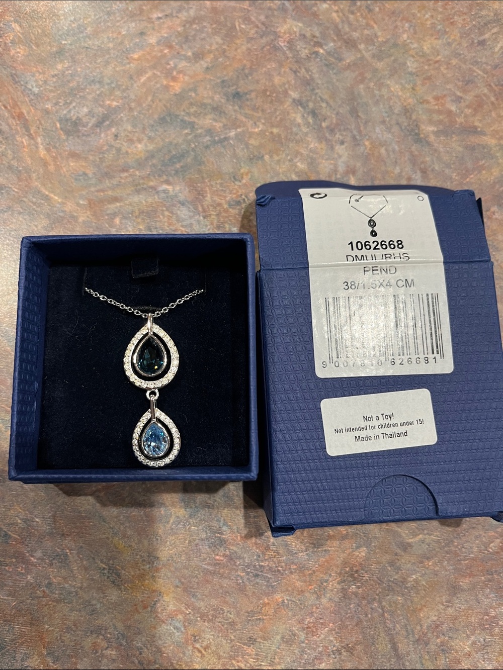 Swarovski two stone pendant 16 inch adjustable EUC with box